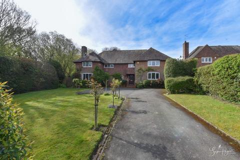 4 bedroom detached house for sale, Kite Hill, Wootton