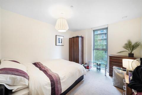 2 bedroom apartment to rent, Elmira Street, London