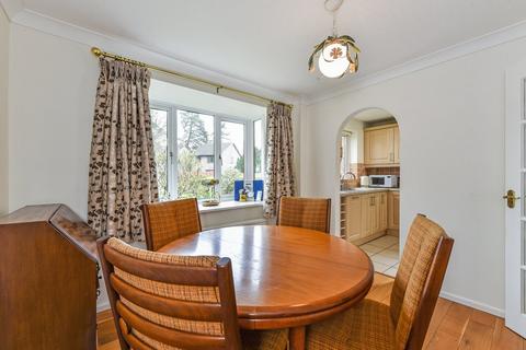 107 The Meadows, Lyndhurst, SO43 7EJ