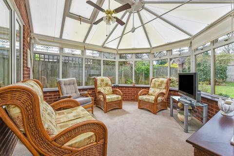107 The Meadows, Lyndhurst, SO43 7EJ