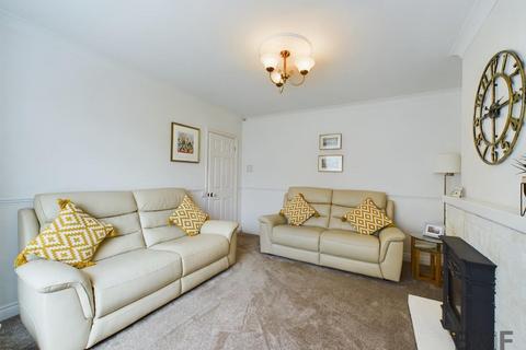 3 bedroom semi-detached house for sale, Kendall Gardens, Bristol BS16
