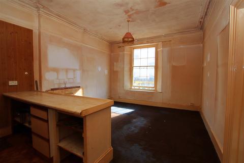 1 bedroom flat for sale, High Street, Ilfracombe EX34