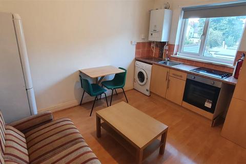 2 bedroom flat to rent, Mundy Place, Cathays, Cardiff