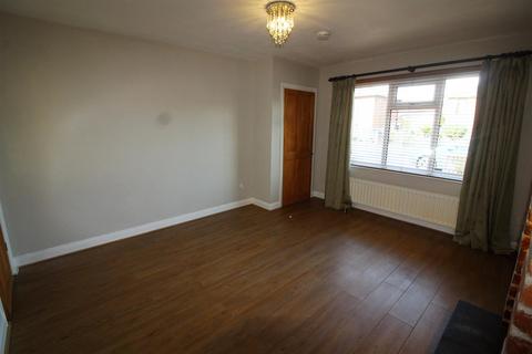 2 bedroom semi-detached house to rent, Sunnymead, Scissett, Huddersfield, HD8 9JA