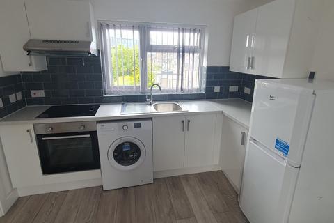 undefined, STUDIO FLAT for Rent - Flat 5, 95 Cathays Terrace, Cathays, Cardiff. CF24 4HT