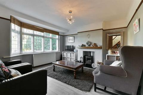 4 bedroom semi-detached house for sale, Winkworth Road, Banstead