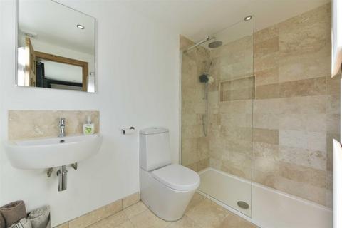 62 Winkworth Road, Banstead, SM7 2QL