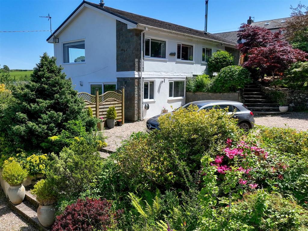 Gower SA3 4 bed detached house for sale £560,000