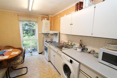 2 bedroom maisonette for sale, Olley Close, Wallington SM6