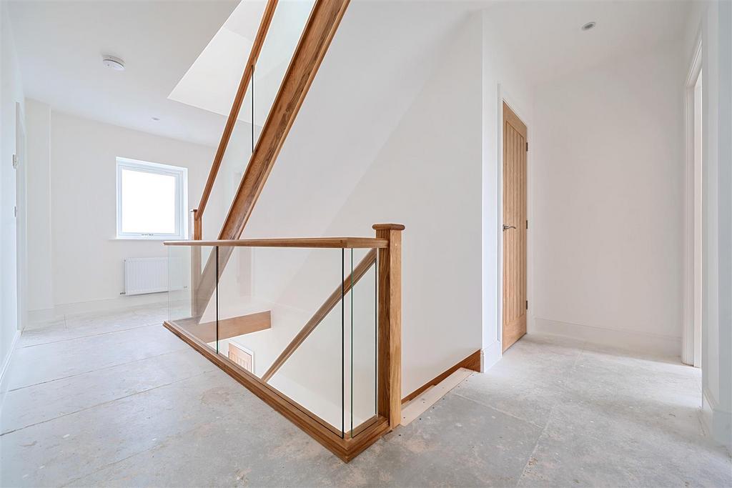 STAIRCASE &amp; LANDING