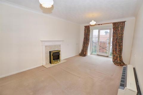 1 bedroom flat for sale, Ashdown Court, Cromer