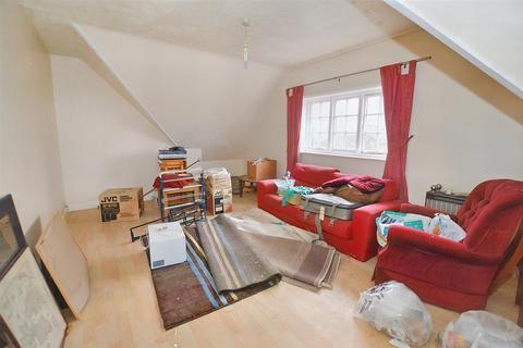 1 bedroom flat for sale, Russell Terrace, Mundesley, Norwich