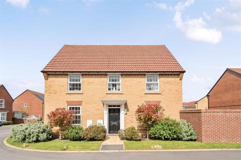 4 bedroom detached house for sale, Nash Meadow, Devizes