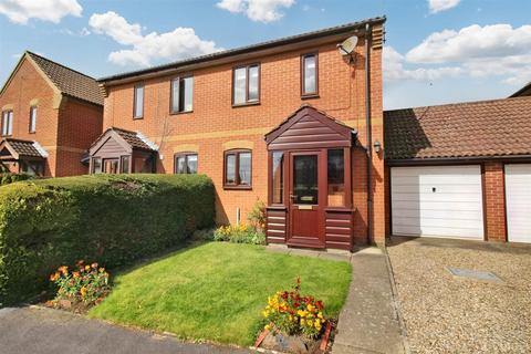 2 bedroom semi-detached house for sale, Sir Williams Close, Aylsham
