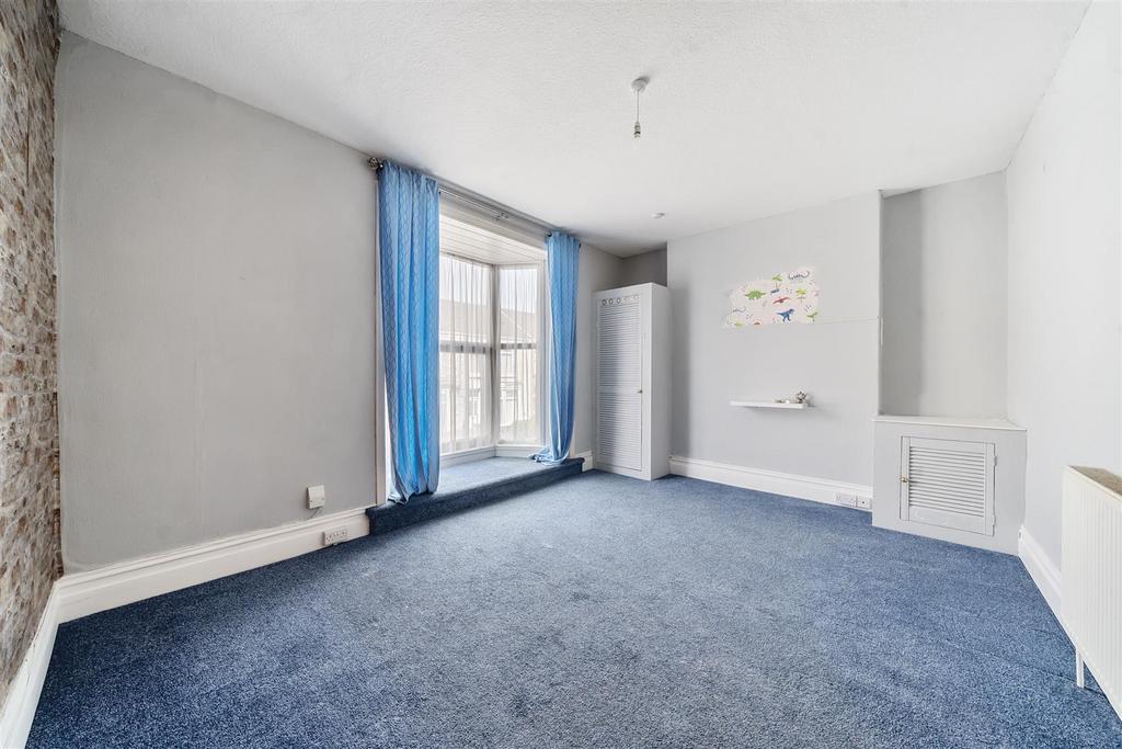 Port Tennant Road, Port Tennant, Swansea 3 bed terraced house for sale