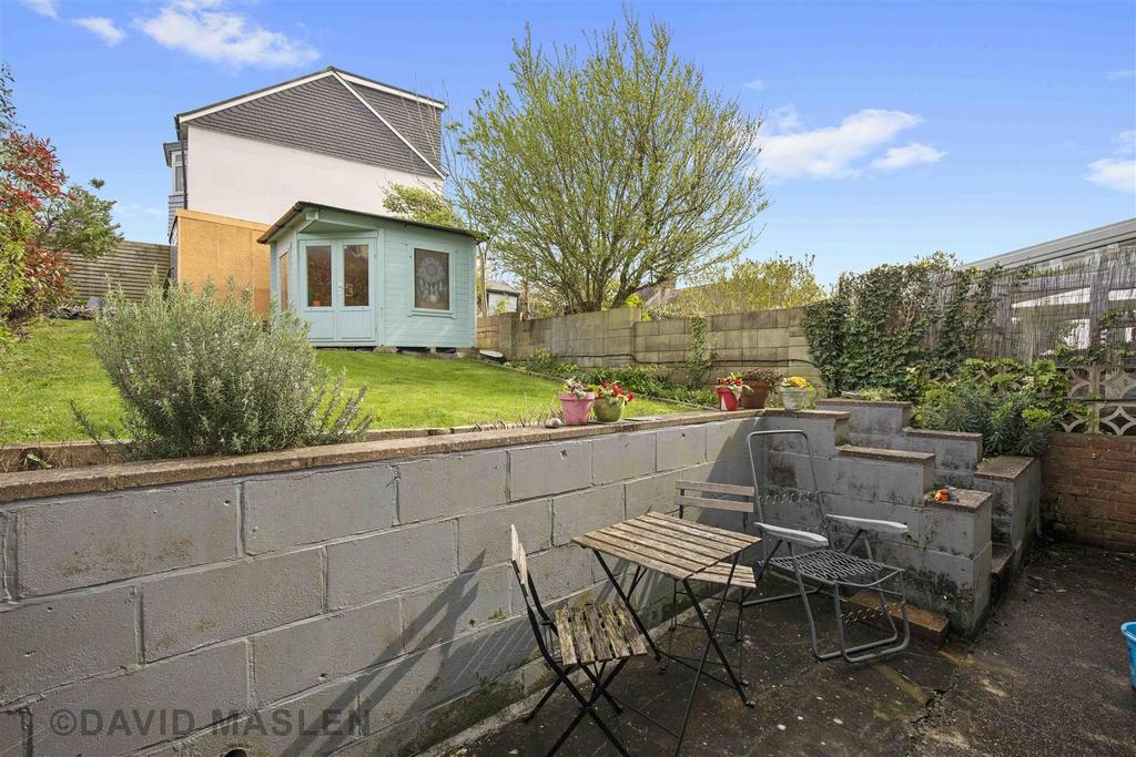 Rear Garden (2).jpg