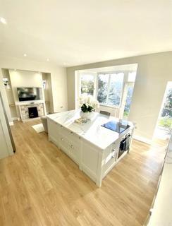5 bedroom detached house for sale, Kenilworth Gardens, Westcliff-On-Sea