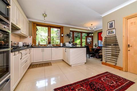 7 bedroom detached house for sale, Grange Gardens, Hampstead, London