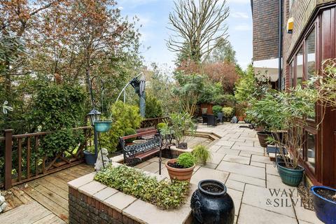 7 bedroom detached house for sale, Grange Gardens, Hampstead, London