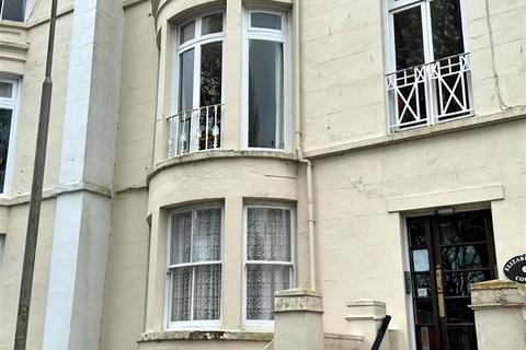 1 bedroom apartment for sale, Albion Road, Scarborough