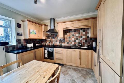 1 bedroom apartment for sale, Albion Road, Scarborough