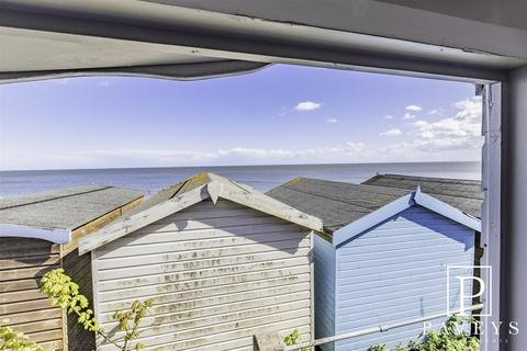 Chalet for sale, The Esplanade, Frinton-On-Sea