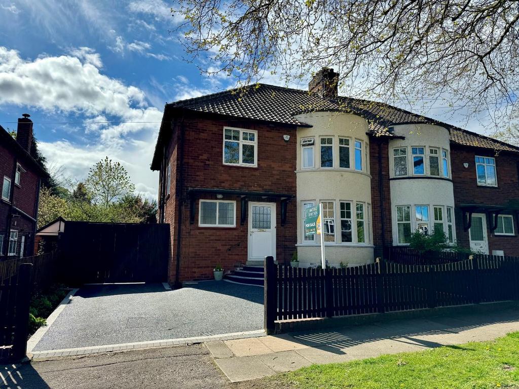Hartford Road, Darlington 4 bed semidetached house £360,000