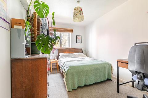 3 bedroom flat for sale, Ingram Crescent East, Hove