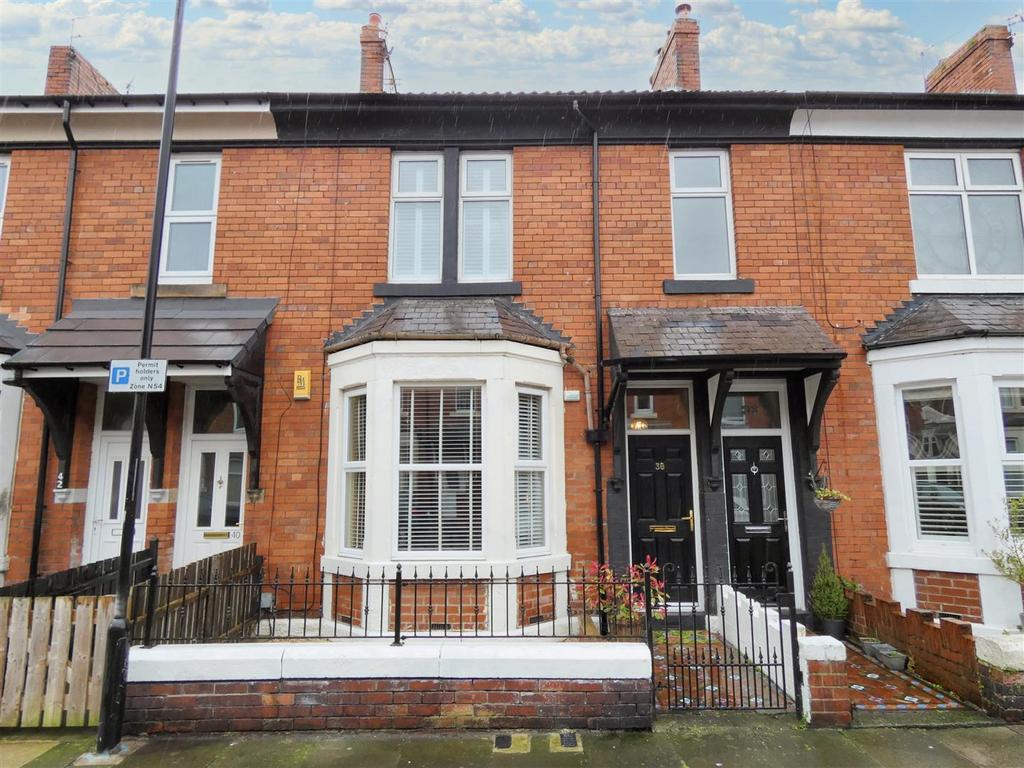 38 Drummond ext.JPG