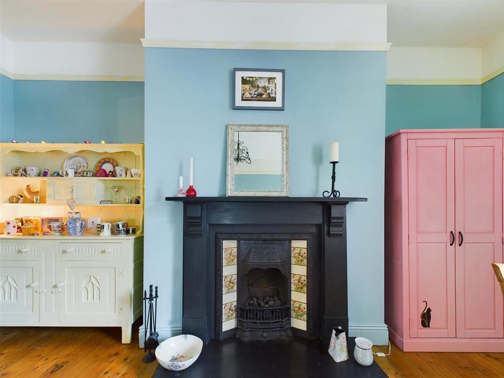 Fireplace.jpg