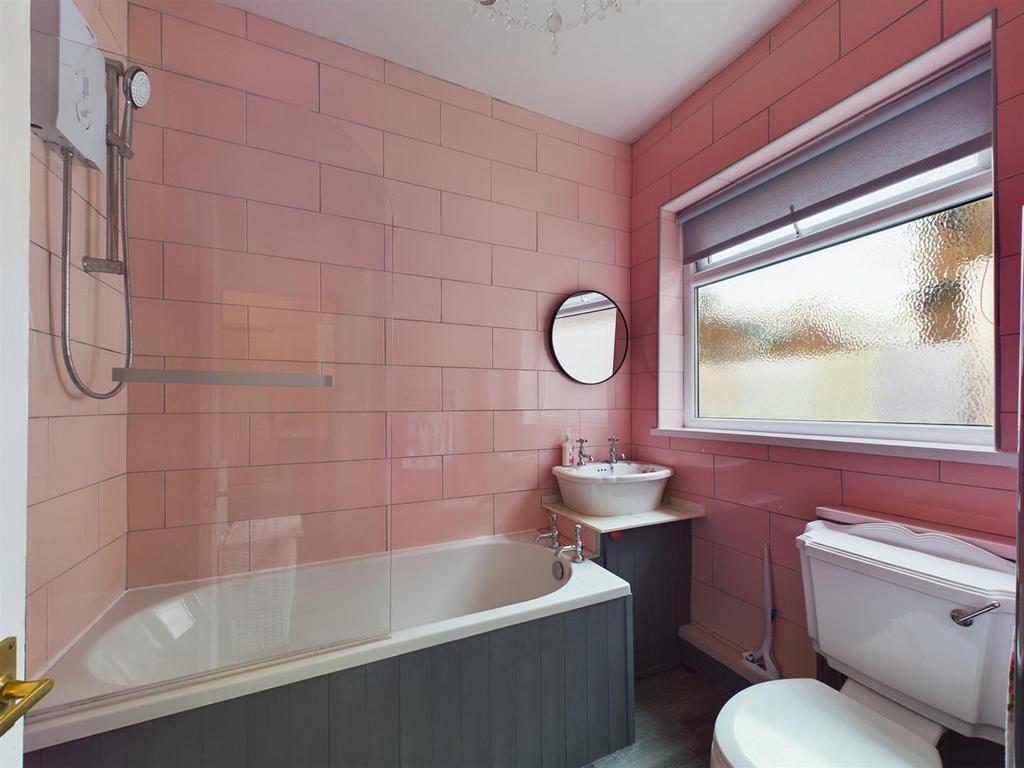 Bath 2.jpg