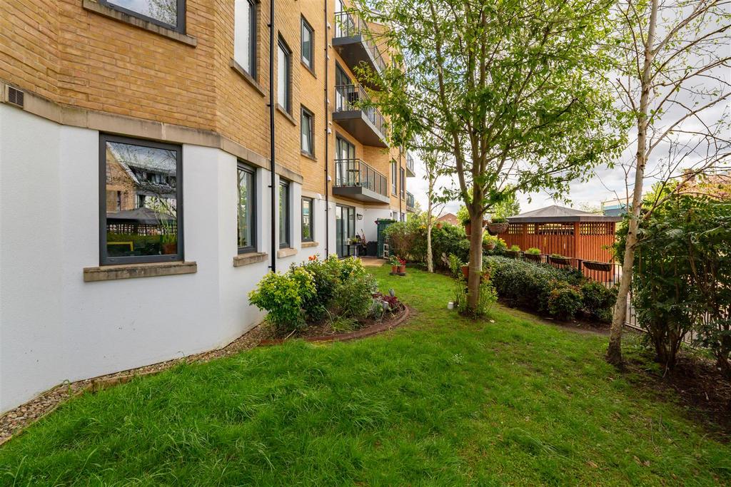 Open garden space.jpg