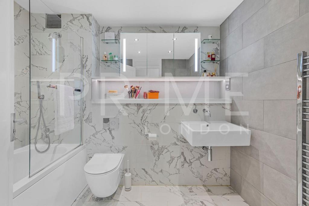 BATHROOM2 (27).jpg