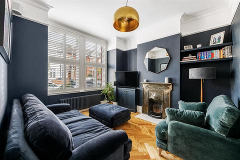 33 Devonshire Road, London, W5 4TR