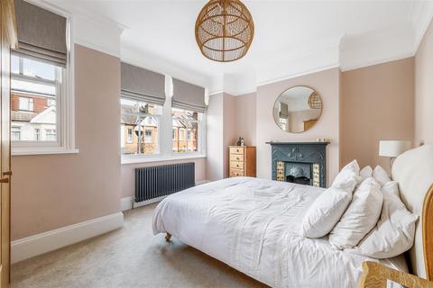 33 Devonshire Road, London, W5 4TR