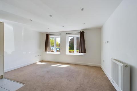 1 bedroom apartment for sale, Waterside Close, Bewbush