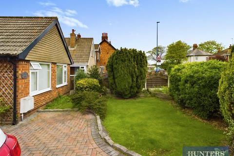 2 bedroom detached bungalow for sale, Muston Road, Filey