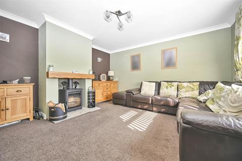 4 bedroom semi-detached house for sale, Coppice Wood Avenue, Guiseley, Leeds