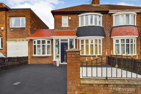 4 bedroom semi-detached house for sale, Dykelands Road, Seaburn, Sunderland