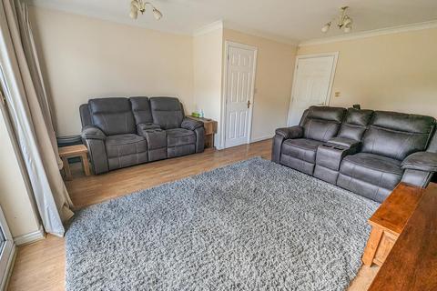 29 Catchland Close, Corby, NN18 8NR