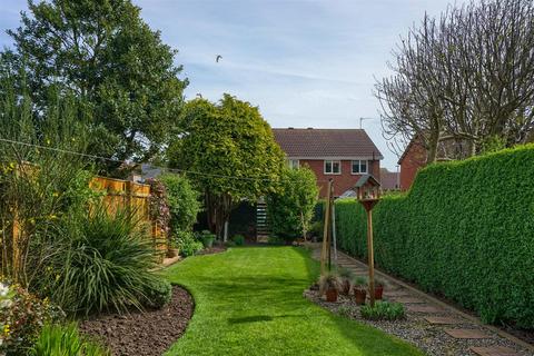 3 bedroom terraced house for sale, Lascelles Avenue, Withernsea