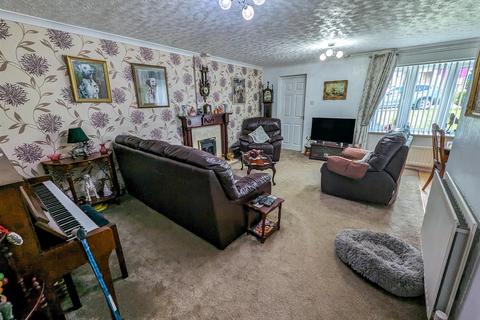 3 bedroom detached bungalow for sale, Broadlands, Kettering NN14