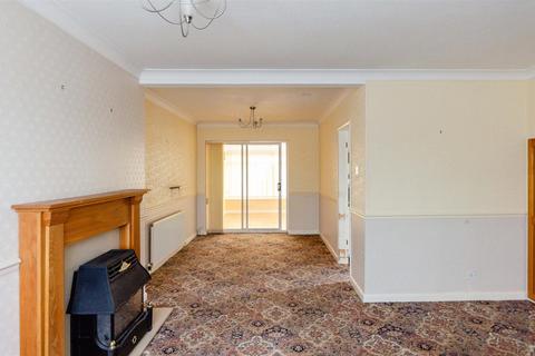109 Beaconsfield, Withernsea, HU19 2EW
