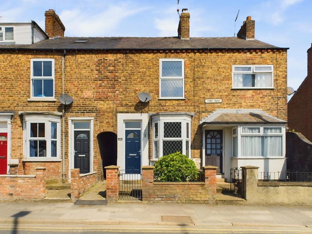 York Road, Driffield 2 bed terraced house for sale £150,000