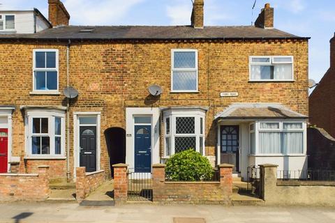2 bedroom terraced house for sale, York Road, Driffield