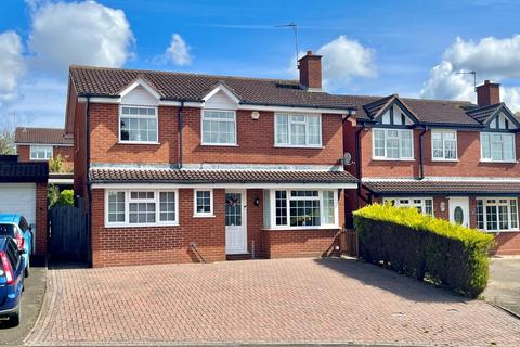 12 Dickinson Drive, Sutton Coldfield, B76 1FP