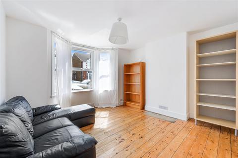 134 Miles Road, Epsom, KT19 9AB