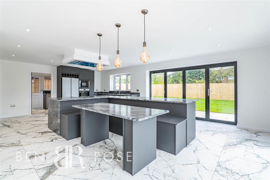 Kitchen/Breakfast/Family Room
