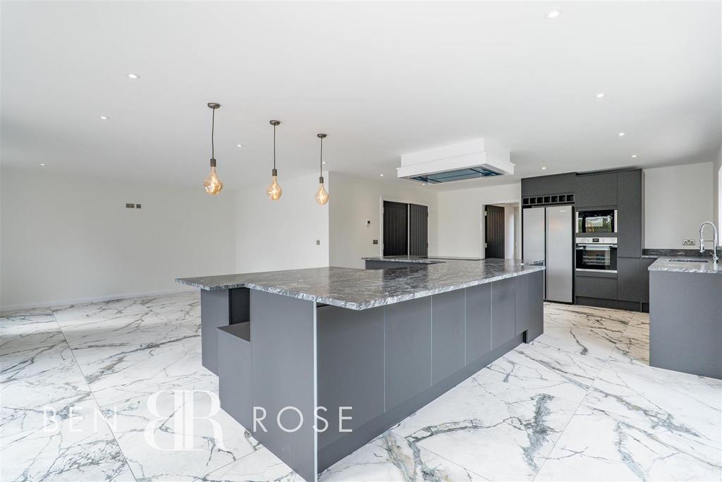 Kitchen/Breakfast/Family Room