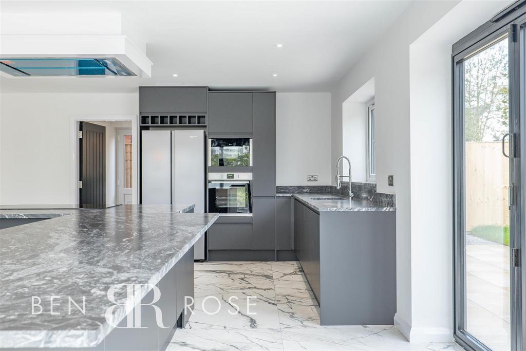 Kitchen/Breakfast/Family Room